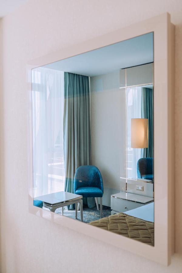 Hotel Perla Baile 1 Mai Dış mekan fotoğraf
