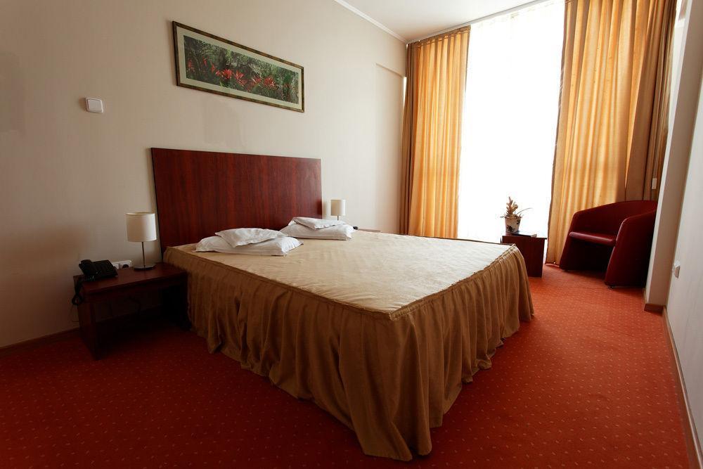 Hotel Perla Baile 1 Mai Dış mekan fotoğraf